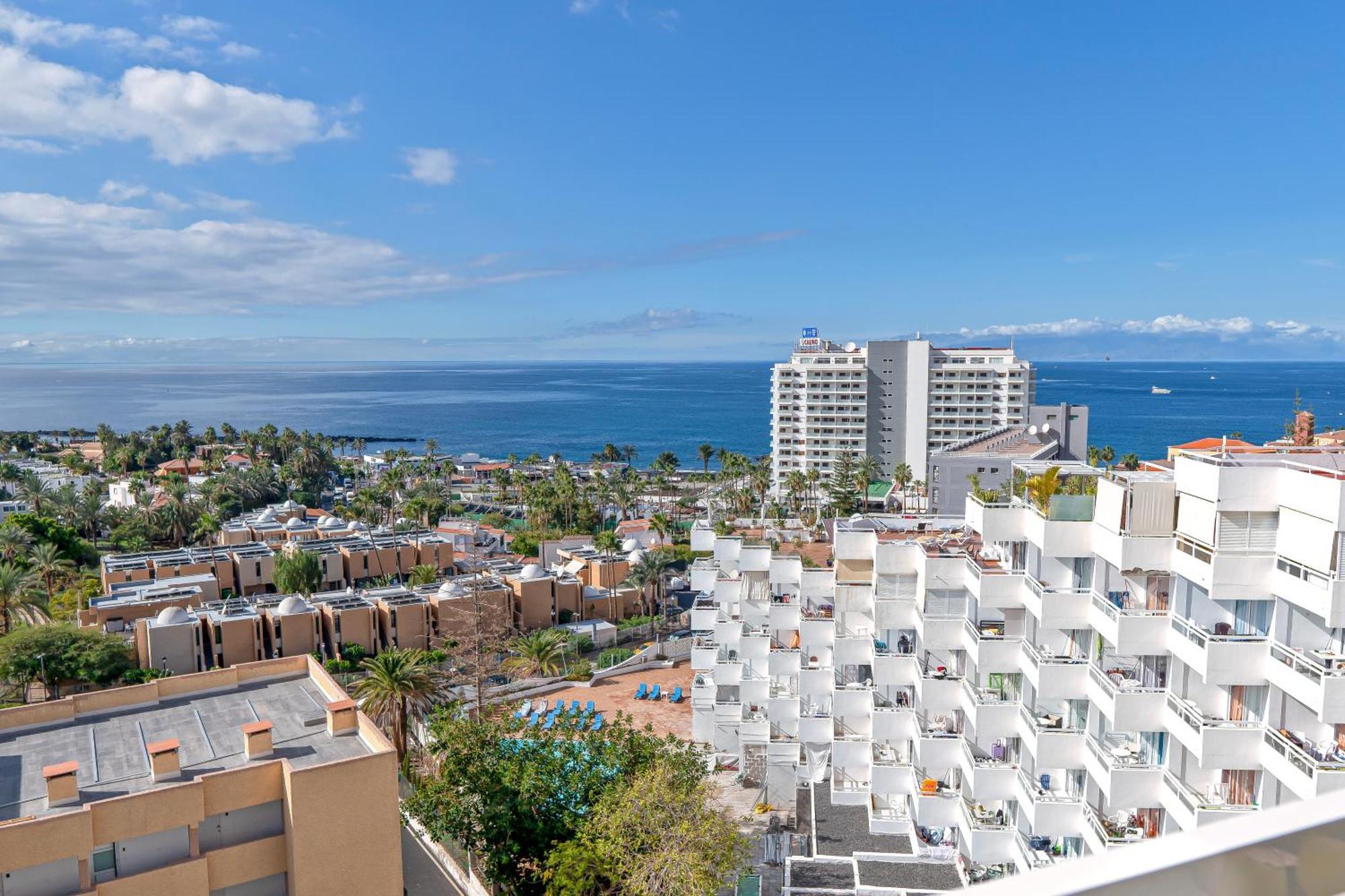 Colourful Bright Centred Aparment With Ocean View 911, Ponderosa Apartment Playa Fanabe