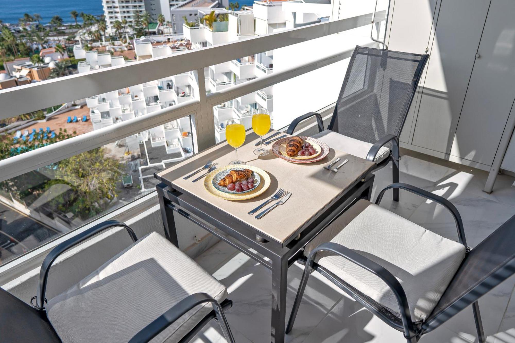 Colourful Bright Centred Aparment With Ocean View 911, Ponderosa * Playa Fanabe