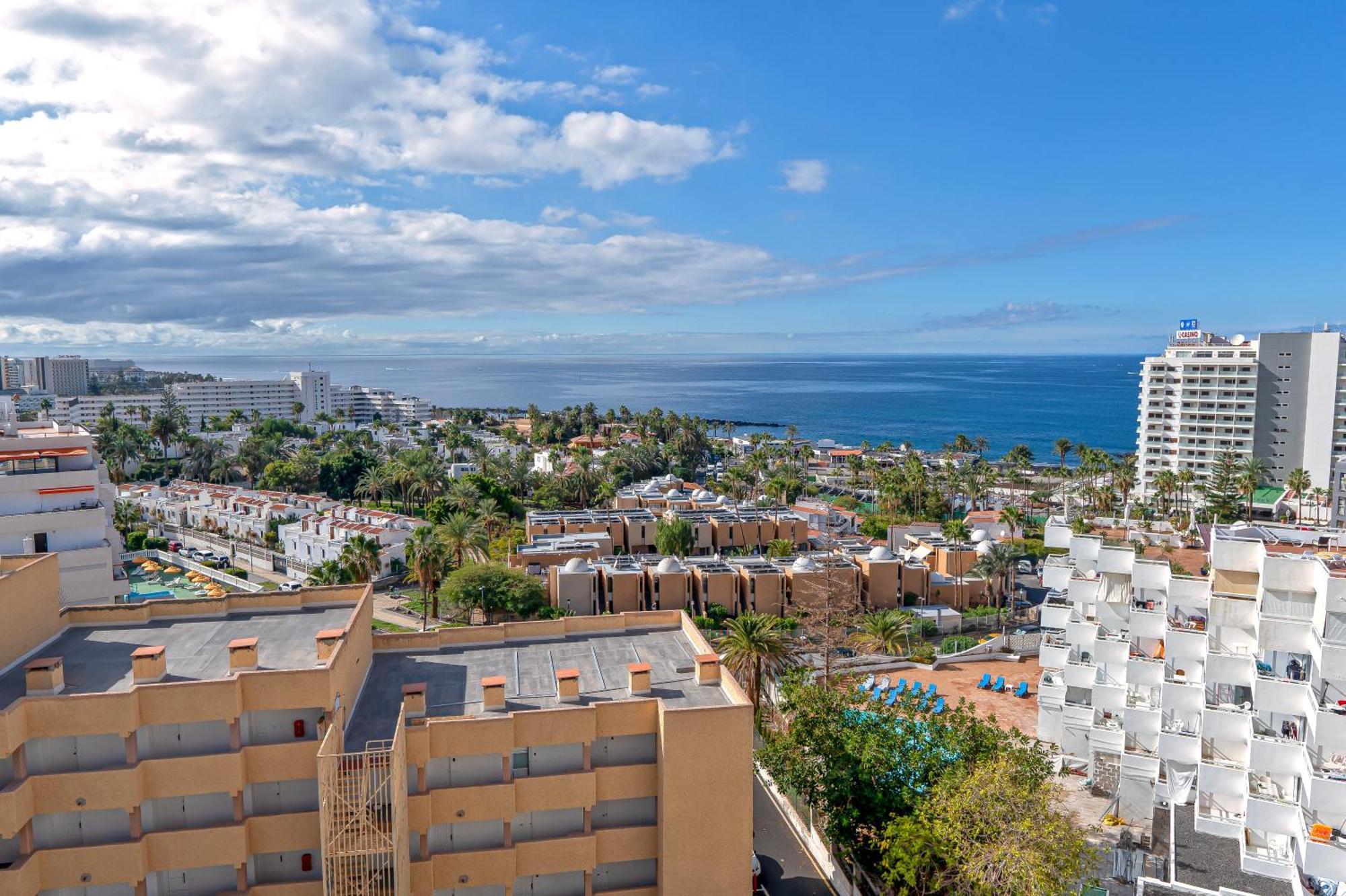 Colourful Bright Centred Aparment With Ocean View 911, Ponderosa